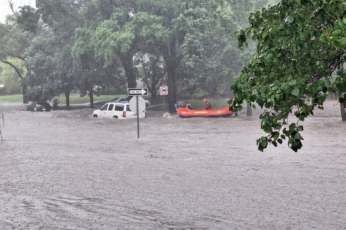 1 dead after severe weather tears through central US, including flooding ...