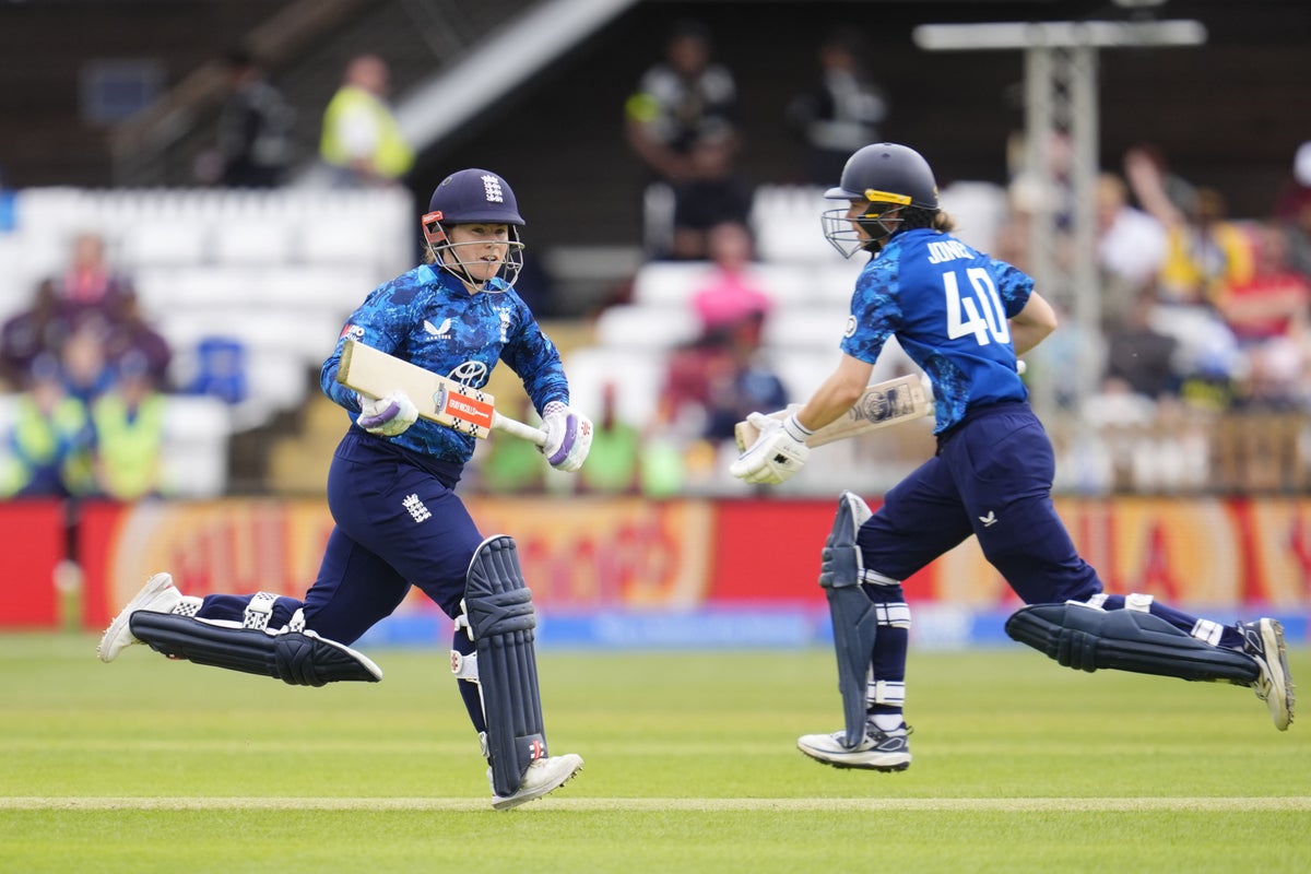 Tammy Beaumont loving life at the top of the England order with Amy Jones