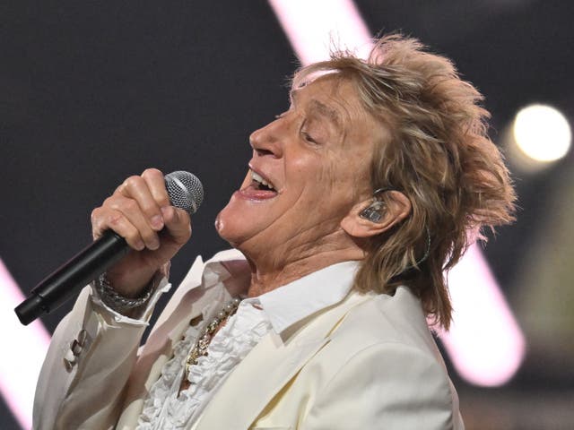 <p>Rod Stewart is scheduled to play Glastonbury later this month in June 2025</p>