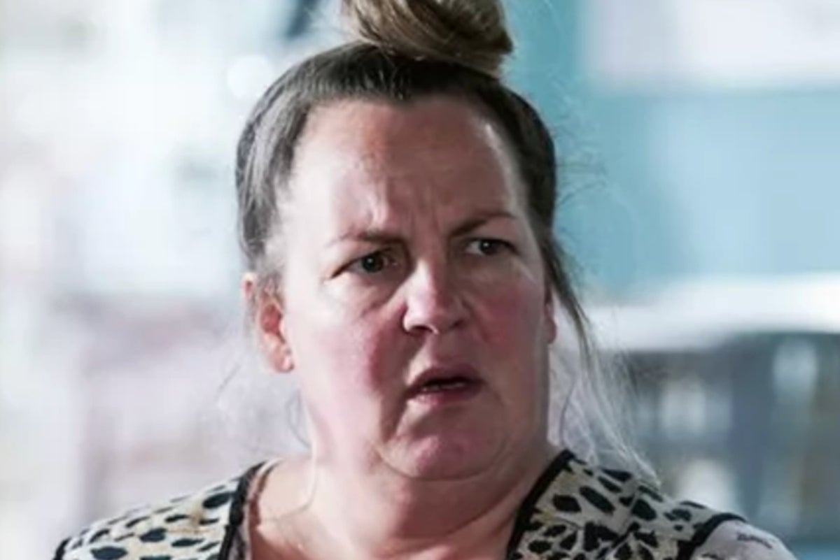 EastEnders star shows off ‘amazing’ transformation after losing ‘almost half her body weight’