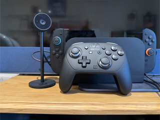 Switch 2cam allows you to see your friends as a game, even if you don't play the same