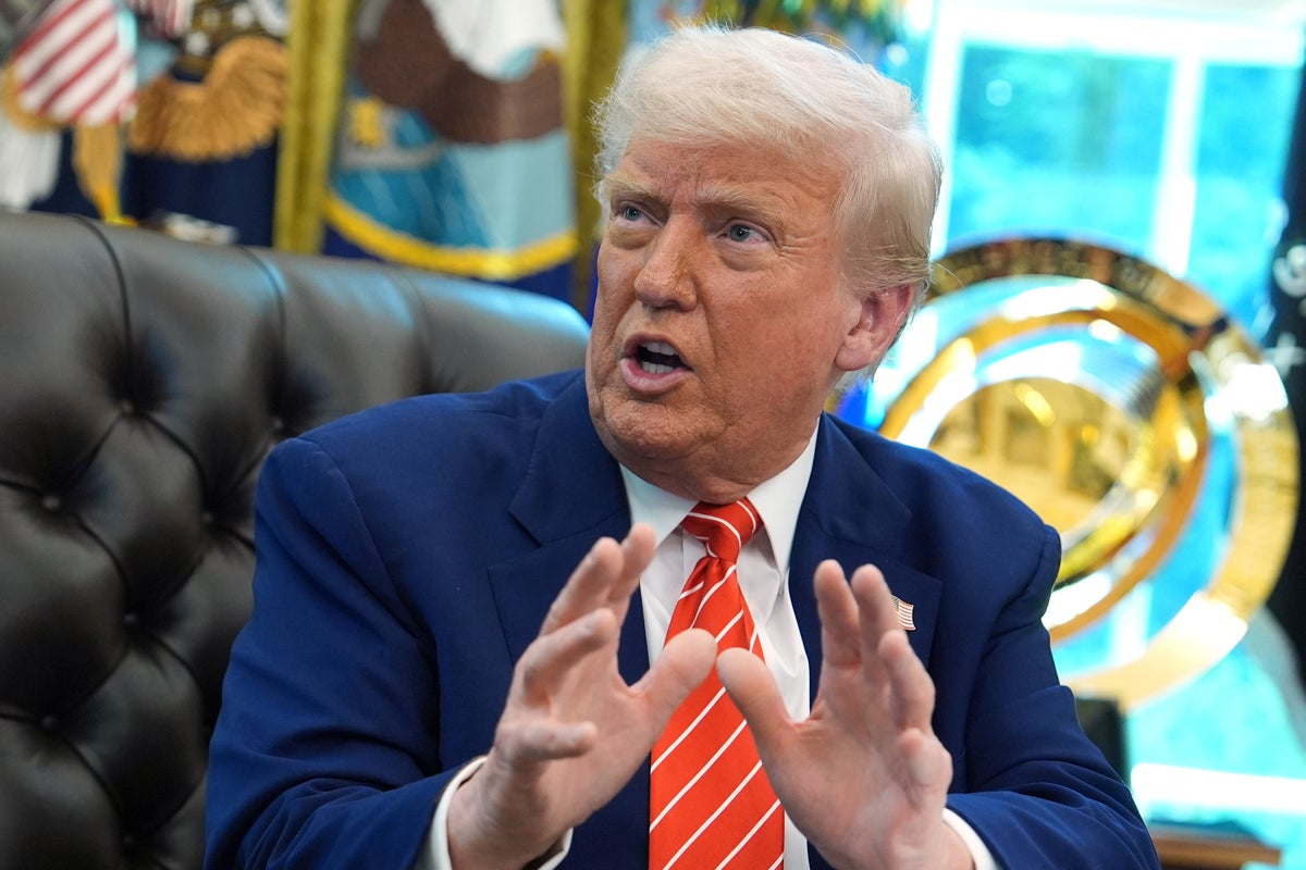 Trump live: President signs travel ban on 12 countries with ‘hostile attitudes’ to US Trump live: President signs travel ban on 12 countries with ‘hostile attitudes’ to US