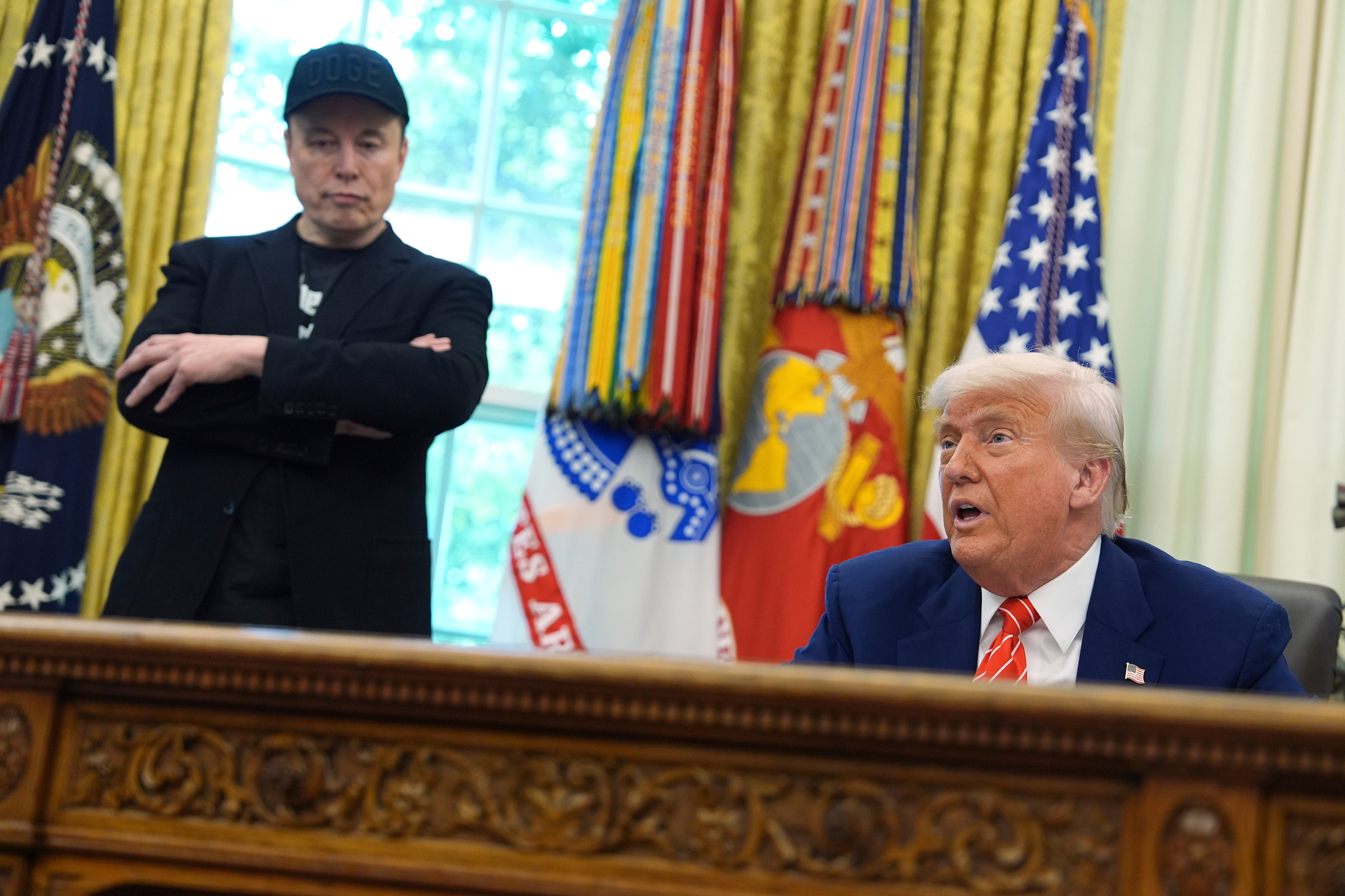 Elonsky Musk and Donald Trump in Oval Office