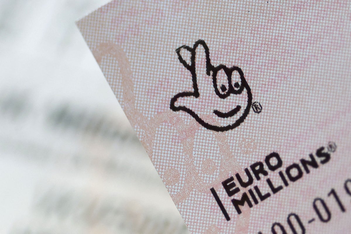What happens if no one wins tonight's 208m Euromillions jackpot?
