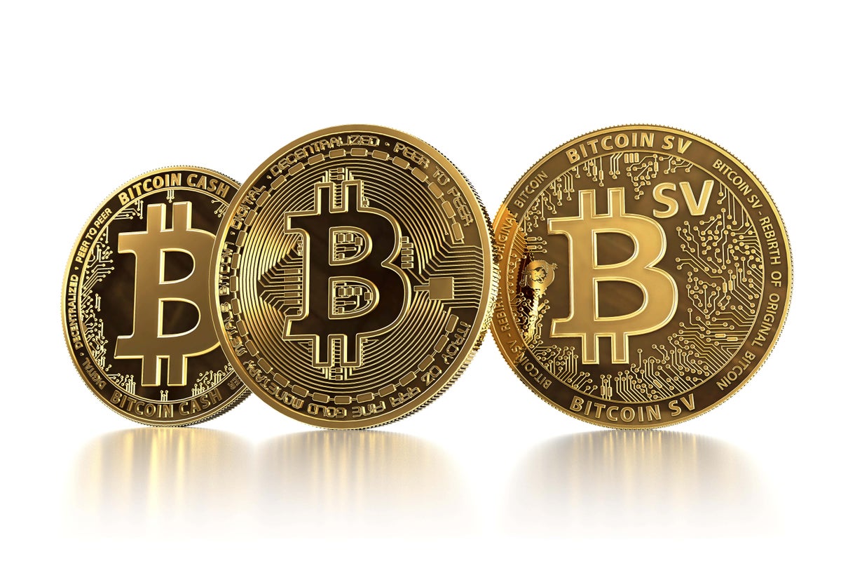ity watchdog to lift ban on some crypto-linked investments for consumers Feature image