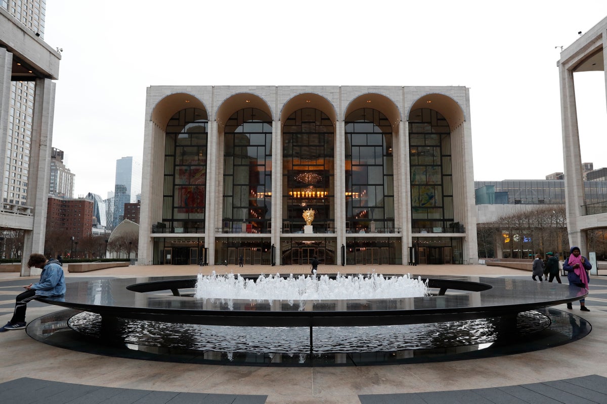 Met singers' union gets 5% increase partly funded by $5M appropriation from New York state