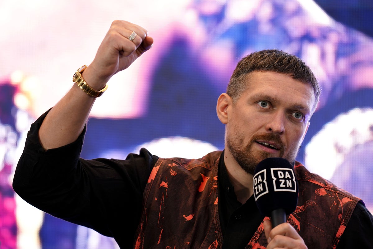 Oleksandr Usyk sends Donald Trump ‘live in my house for one week’ message