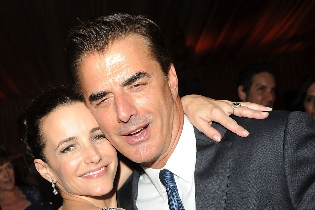 Sex and the City’s Kristin Davis finally addresses Chris Noth dating rumors Sex and the City’s Kristin Davis finally addresses Chris Noth dating rumors