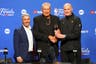 Don Nelson recibe el Premio Chuck Daly a la trayectoria en las Finales de la NBA