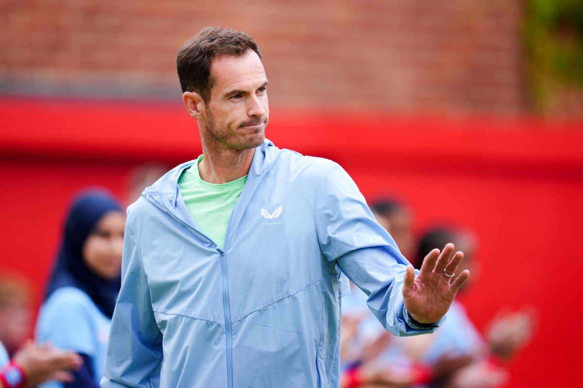 Andy Murray apologises for ‘diabolical’ state of his tennis at Queen’s ceremony