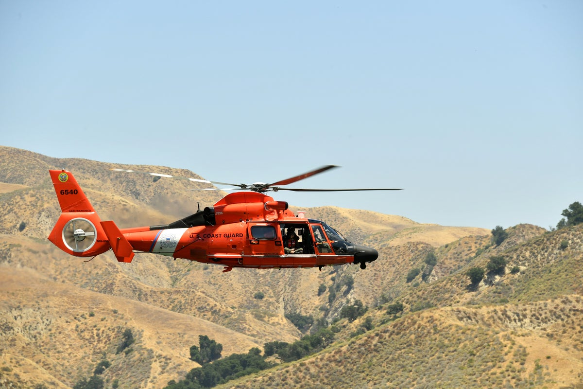 Search underway for six missing passengers from Cessna plane that crashed off San Diego coast Search underway for six missing passengers from Cessna plane that crashed off San Diego coast