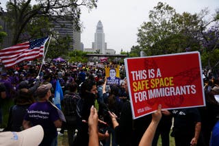 Trump mobilizes 700 Marines to respond to LA anti-ICE protests: Live updates Trump mobilizes 700 Marines to respond to LA anti-ICE protests: Live updates