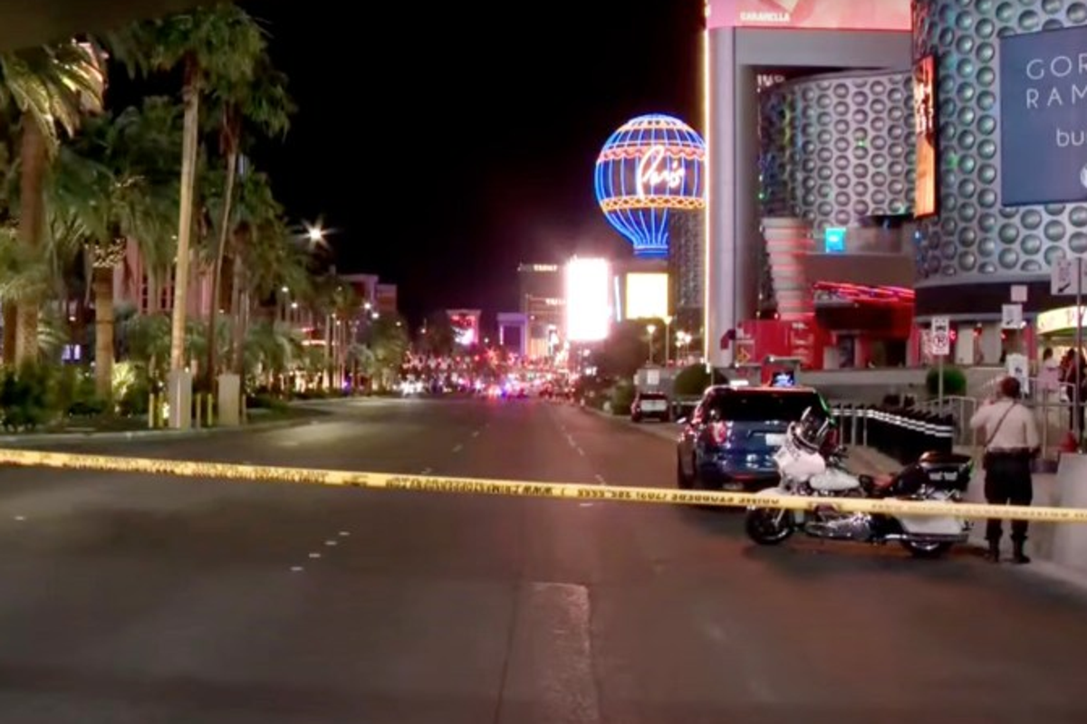 Two dead after gunman opens fire on Las Vegas strip near Bellagio fountains