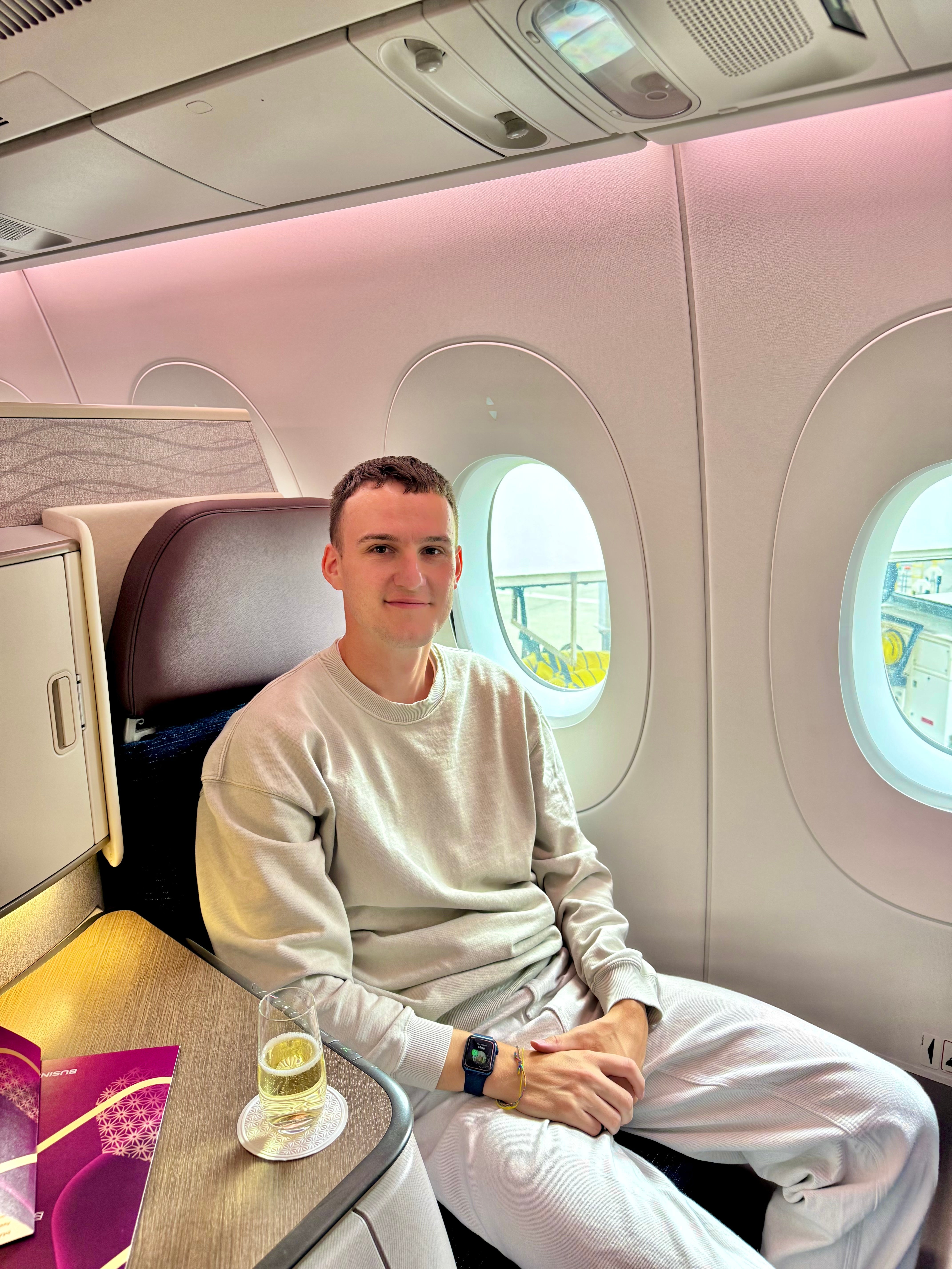 Rhys use melatonin pills to recover lost sleep. It is shown here in an Airbus Airbus A350 Air from London to Delhi