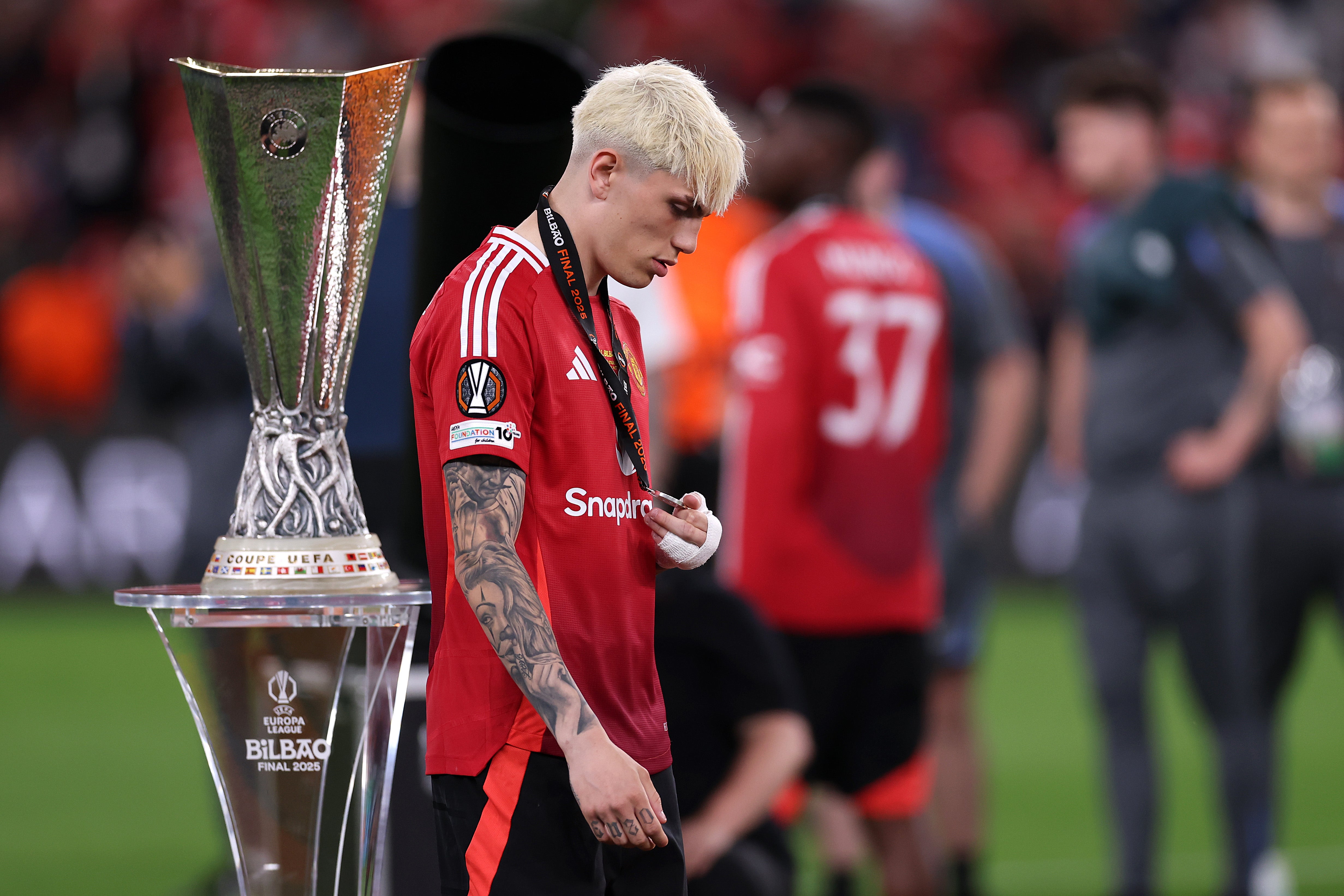 United sú otvorené na predaj Garnacho