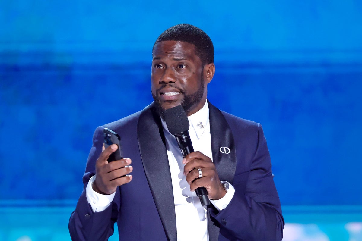 Kevin Hart brutally roasts Diddy and Kanye West in 2025 BET Awards monologue Kevin Hart brutally roasts Diddy and Kanye West in 2025 BET Awards monologue