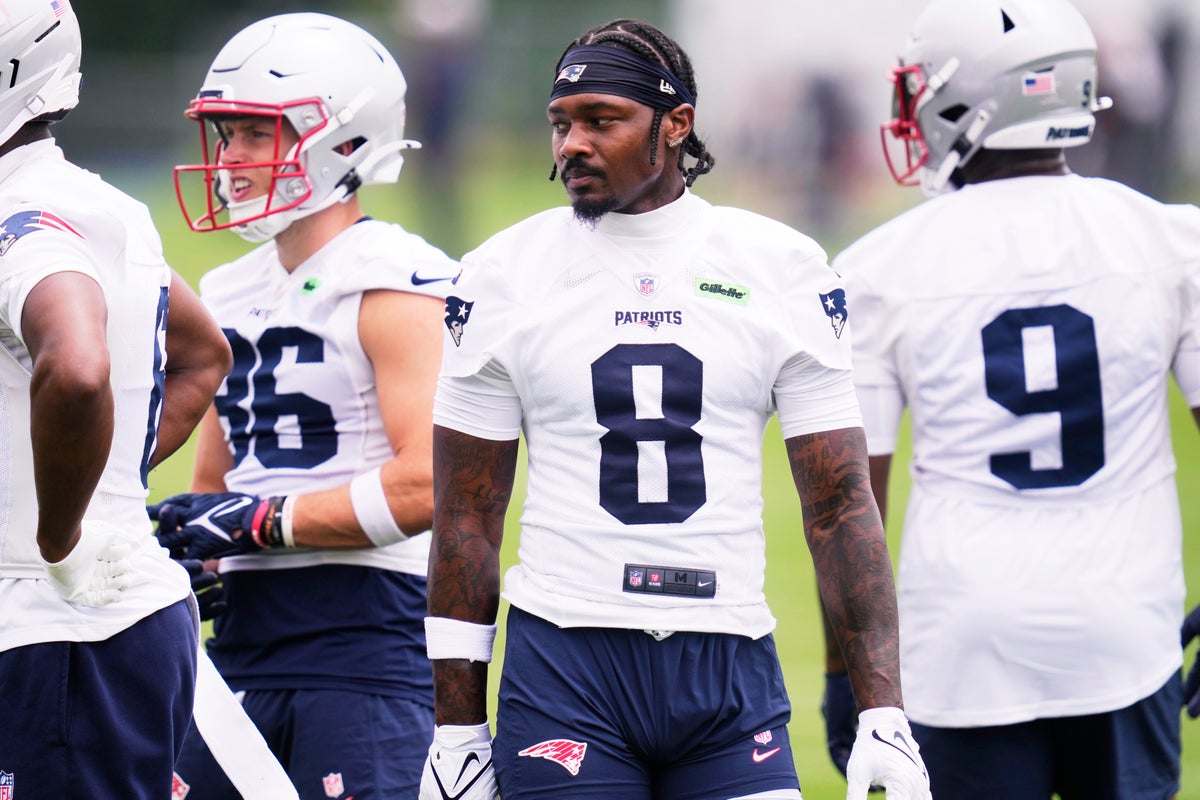 Patriots receiver Stefon Diggs keeping his discussions with team about viral boat video private