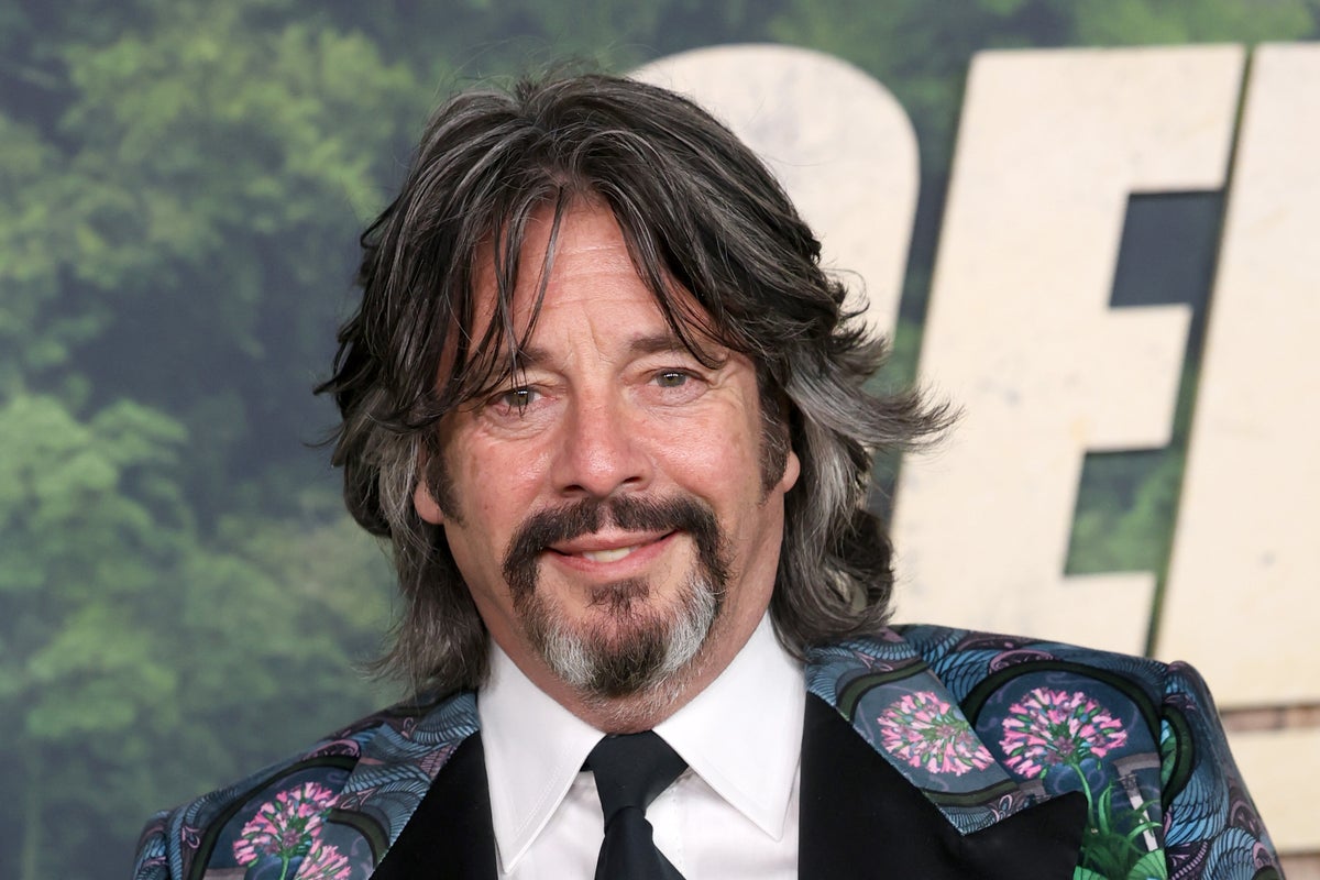 Laurence Llewelyn-Bowen signs over two-thirds of estate to sons-in-law Laurence Llewelyn-Bowen signs over two-thirds of estate to sons-in-law