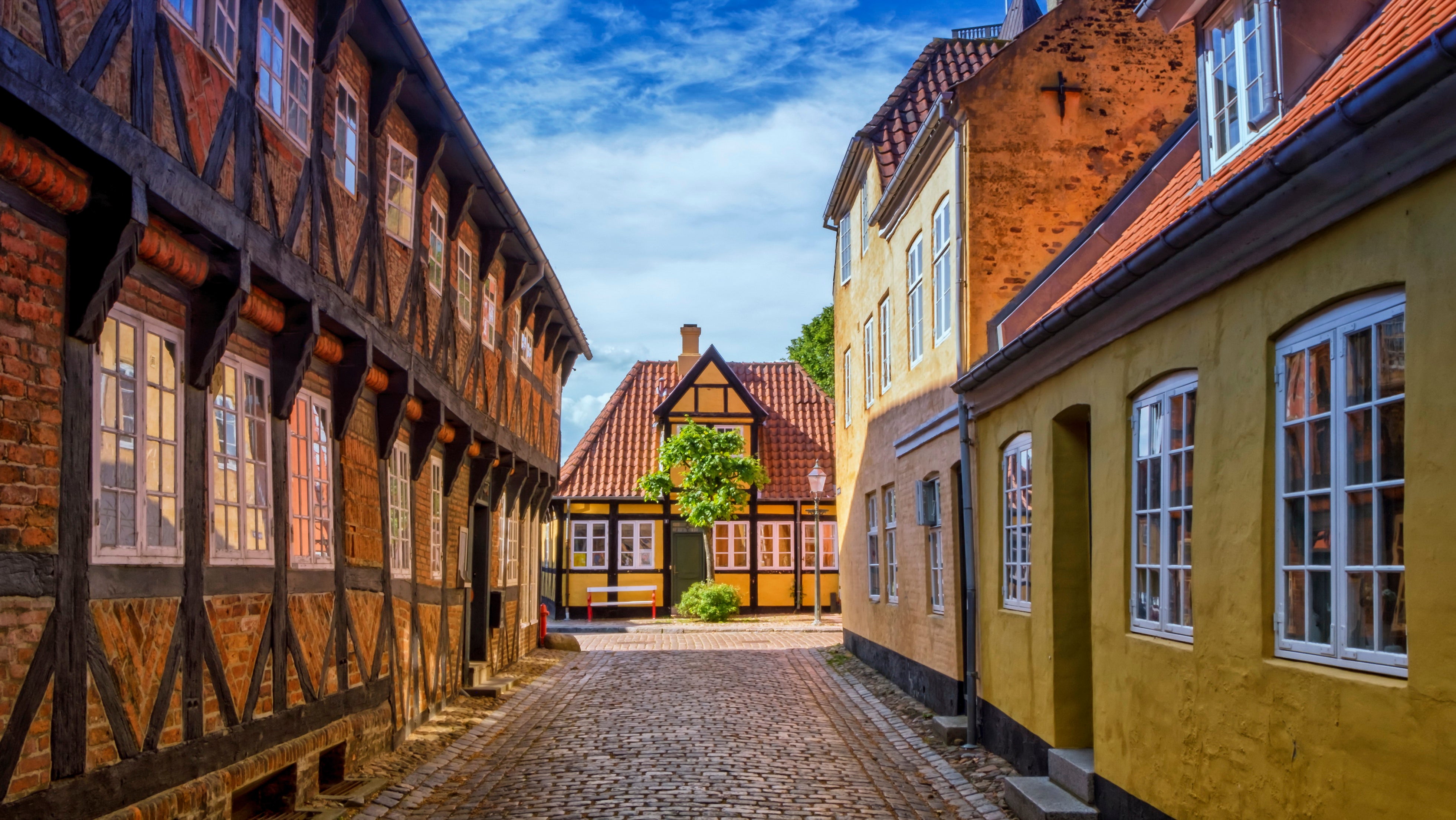 Denmark The oldest city, fish exudes a pleasant ambience