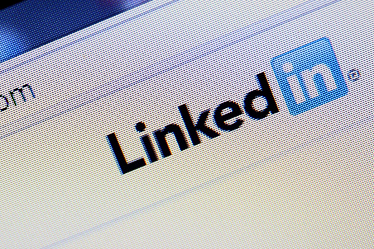 Rate of women being hired into top jobs falls for third year running – LinkedIn