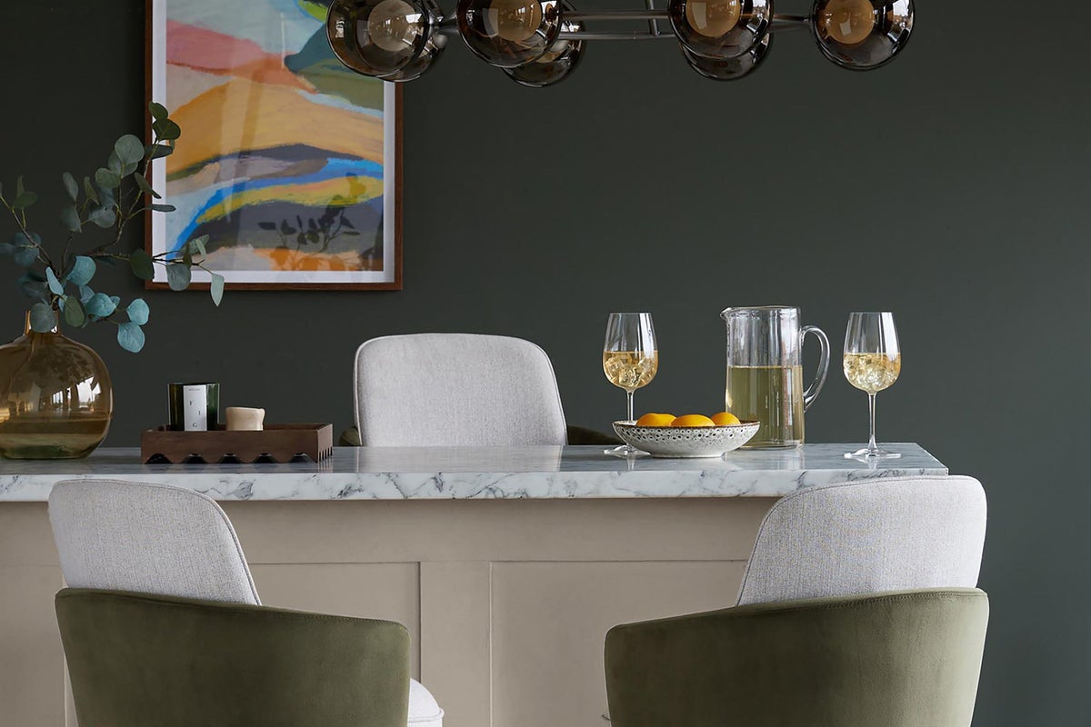 Summer hosting ideas for elevating happy hour