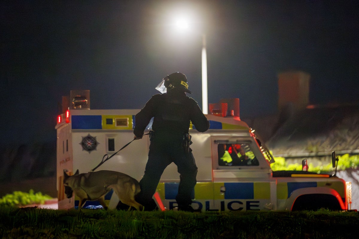Northern Ireland Violence Injures 63 Police Officers Across Multiple Towns