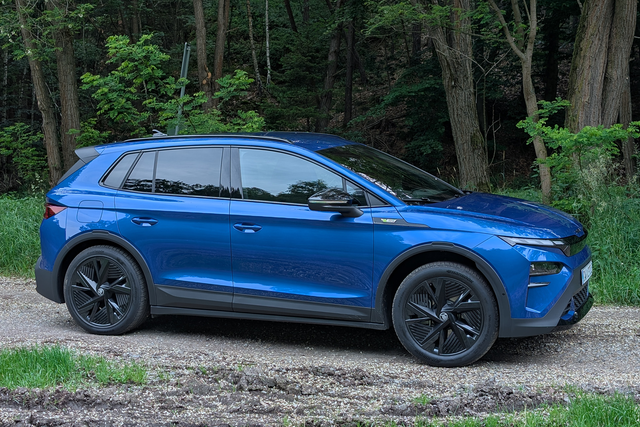 <p>The Elroq vRS boasts a potent 335bhp dual-motor and an all-wheel-drive setup</p>