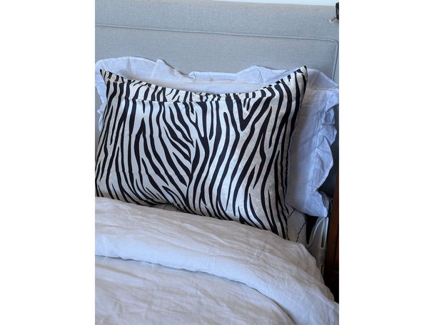 Best silk pillowcases Indybest review Blissy 100% mulberry silk pillowcase 