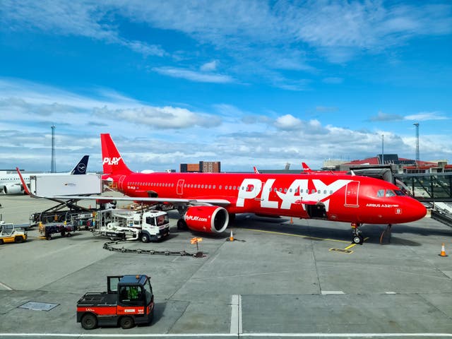 <p>PLAY Airlines</p>