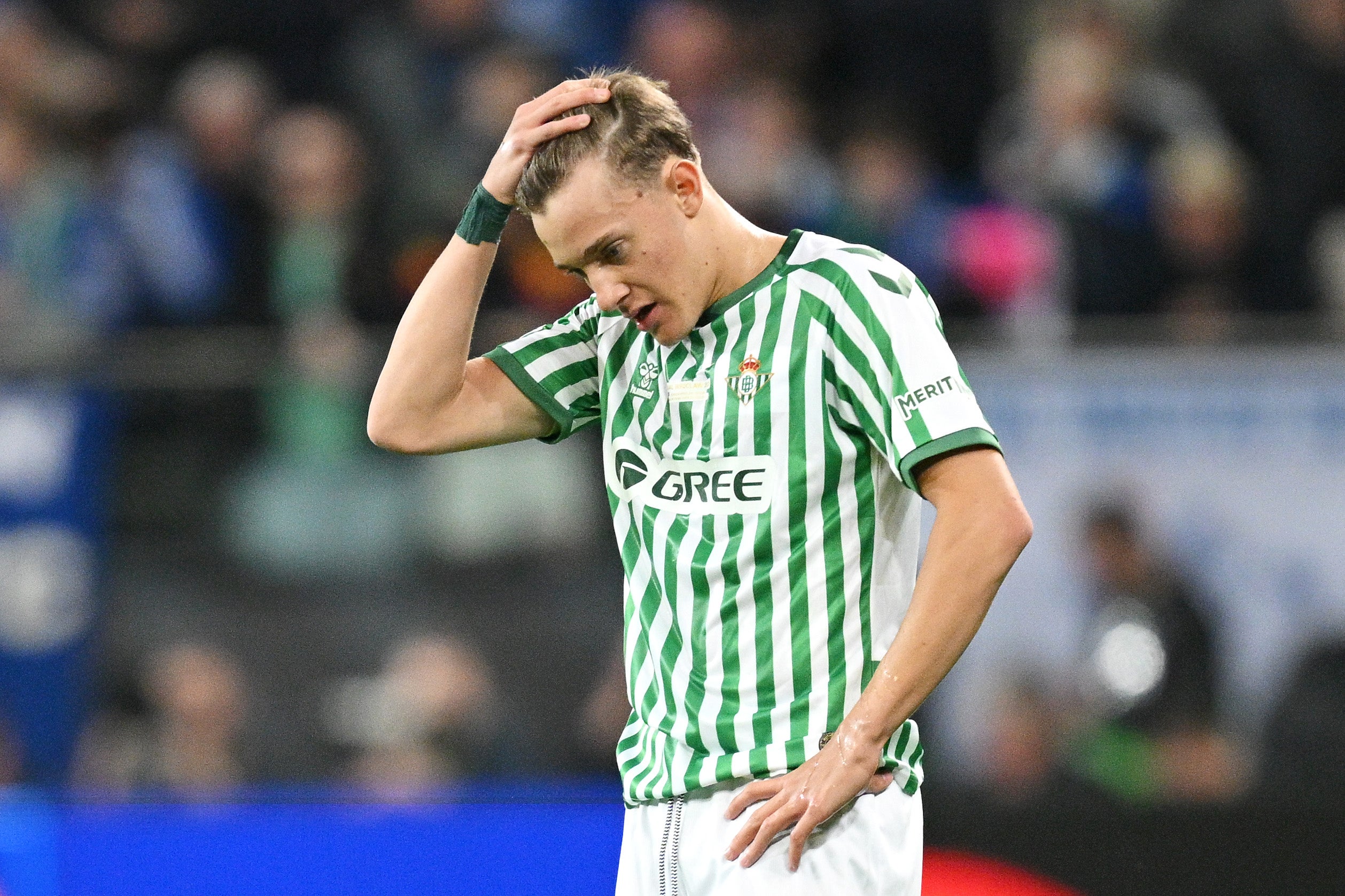 Betis Flügelspieler Jesus Rodriguez beendet das Finale der Konferenzliga