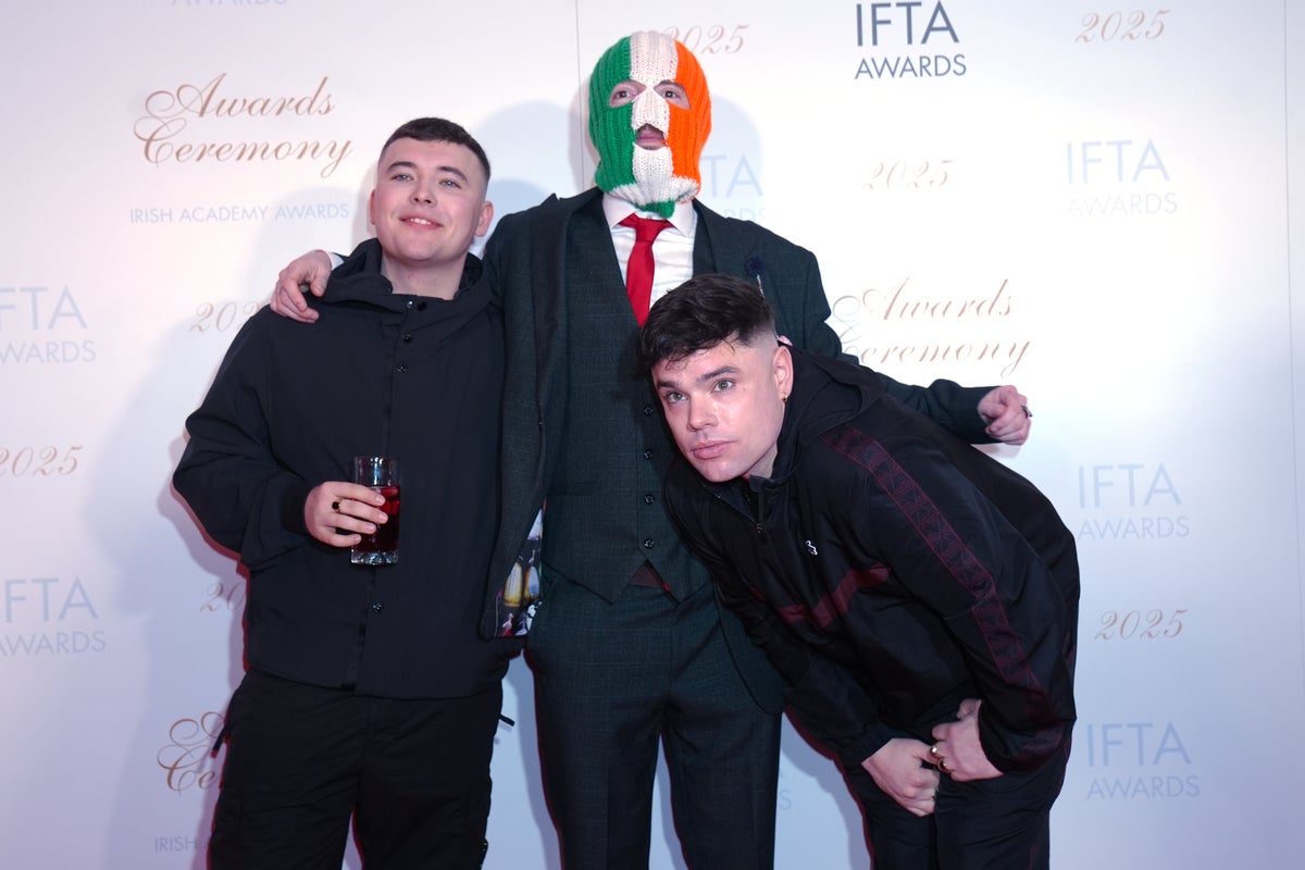 https://static.independent.co.uk/2025/06/13/19/42e1bd9041d6c87349cc8a6c9a3408bbY29udGVudHNlYXJjaGFwaSwxNzQ5OTI2NTgz-2.79901940.jpg?width=1200&height=800&crop=1200:800