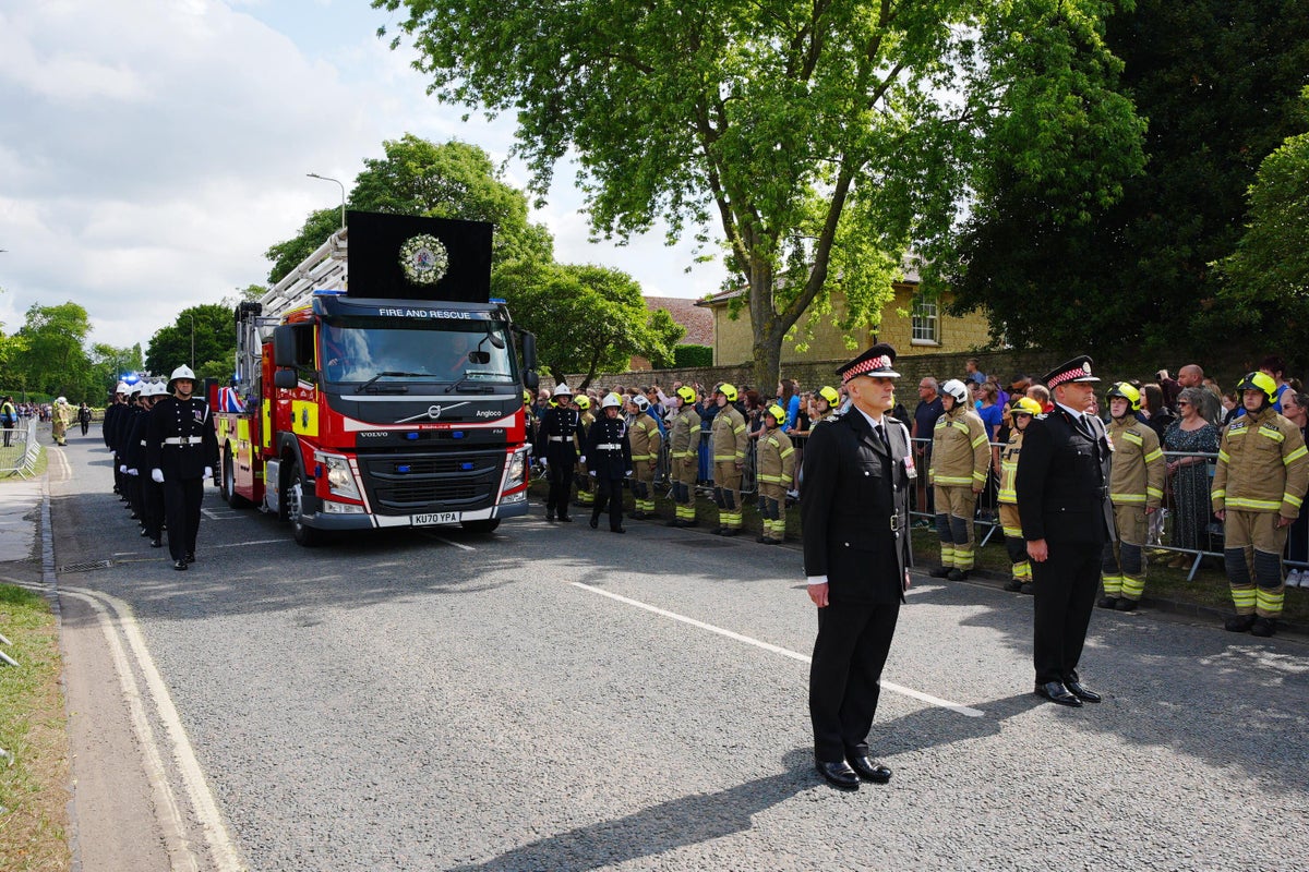 Hundreds Honor Fallen Firefighter Jennie Logan in Bicester Funeral