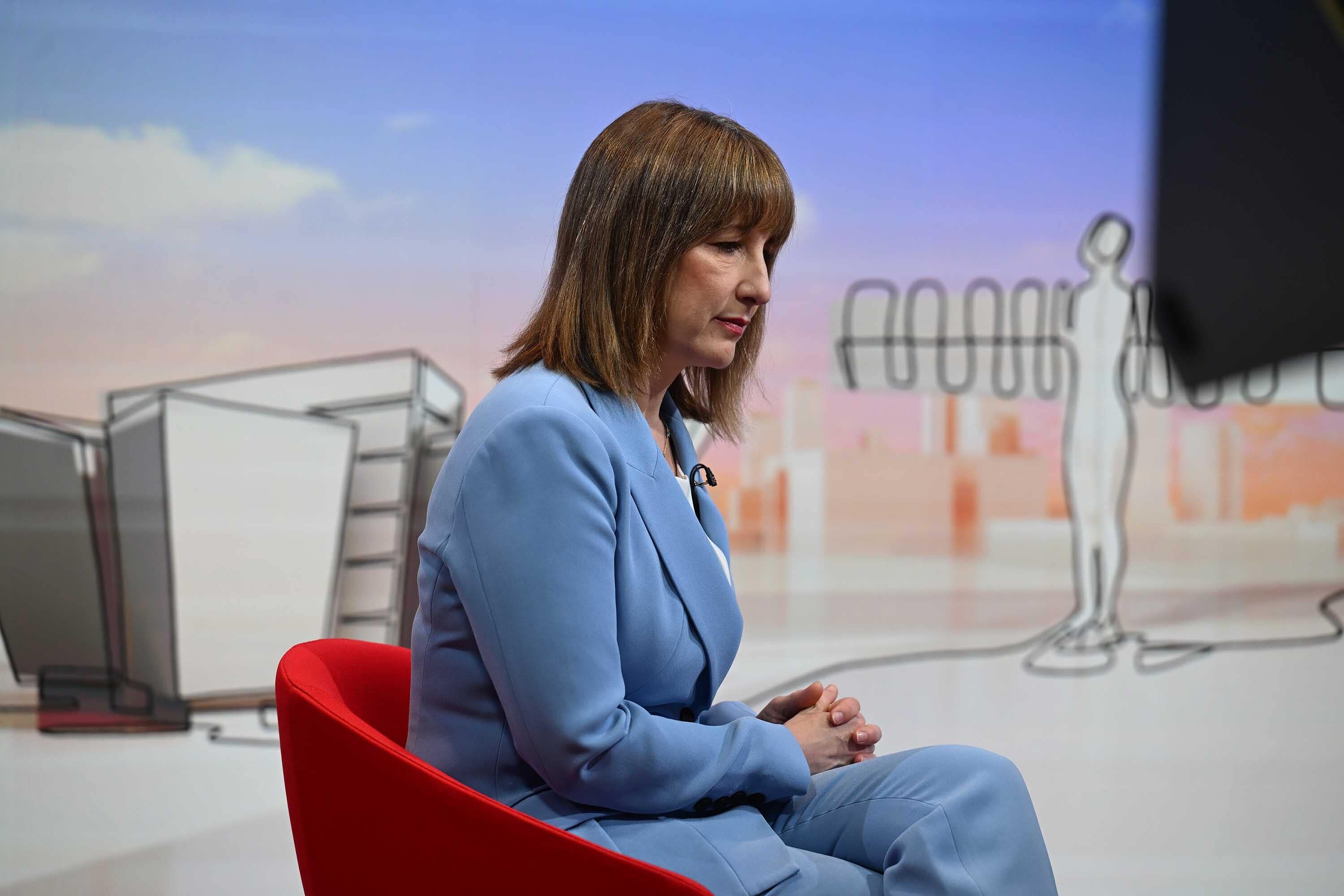 Shadow Chancellor Mail Struid claimed that Rachel Reeves' high employment costs are linked to labor tax