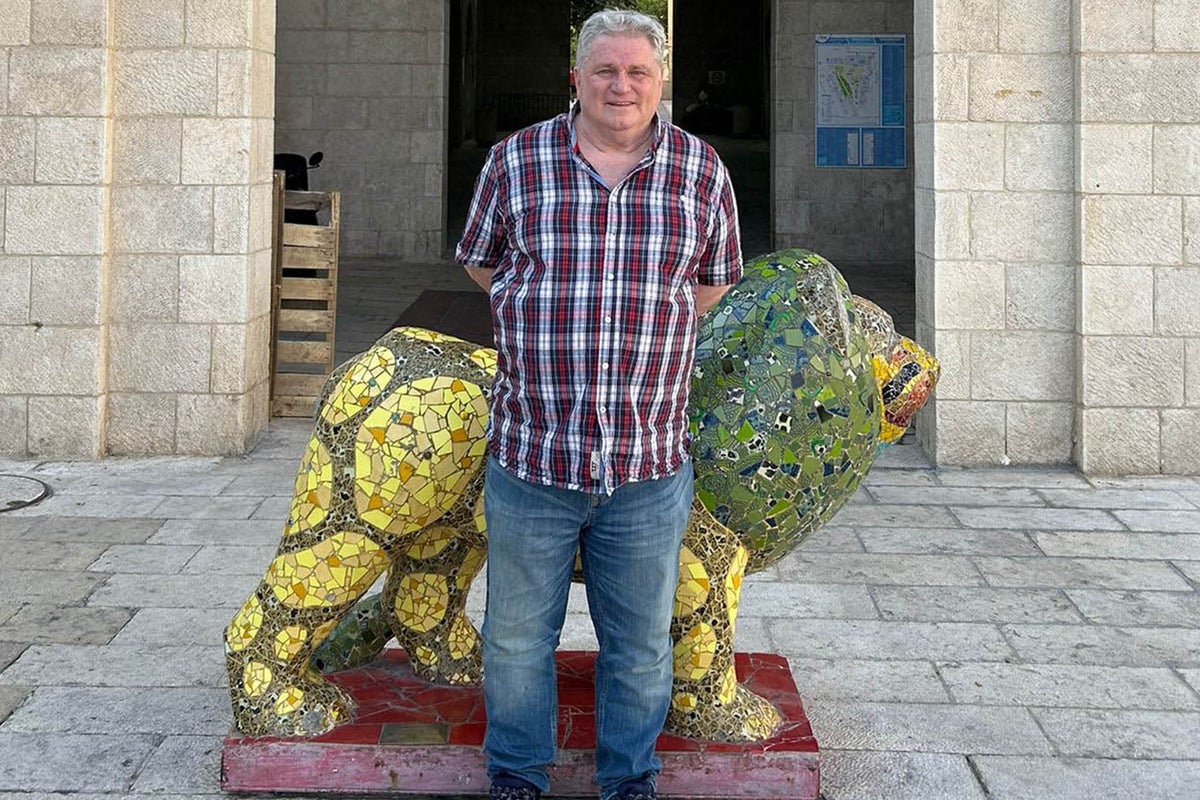 British man stranded in Israel considers desert escape after Iranian missile strikes