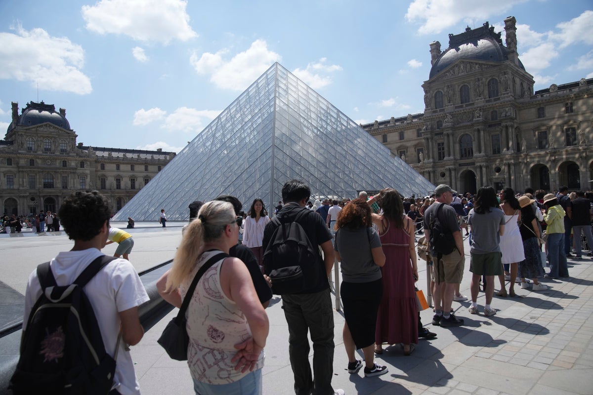 Overwhelmed and understaffed, the Louvre shuts its doors — a warning sign for global overtourism