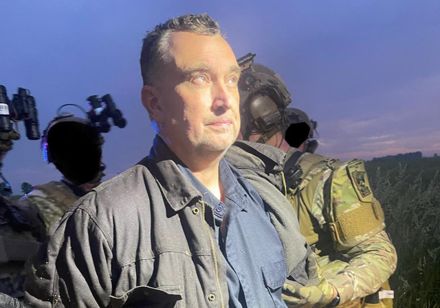 <p>An image of Vance Boelter from the Ramsey County Sheriff's Office following his arrest for the killings of a top Democratic lawmaker in Minnesota and her husband. He is also accused of shooting another state lawmaker and his wife more than a dozen times</p>