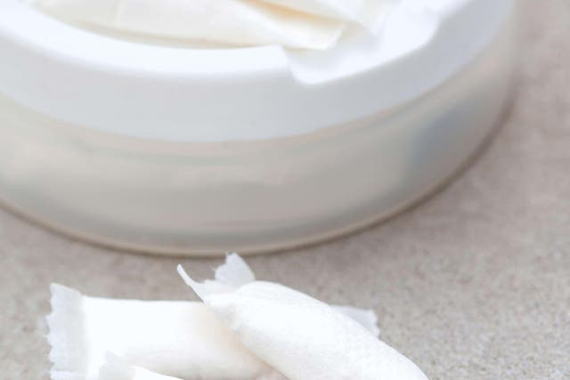 <p>Nicotine pouches are placed between the lip and gum to slowly release nicotine and come in a wide variety of flavours</p>