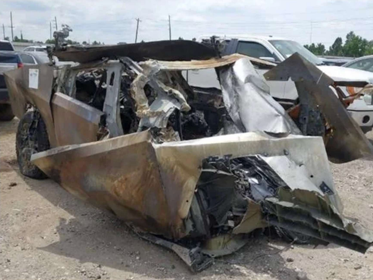 Defectively designed' Cybertruck burned so hot in crash that the driver's  bones literally disintegrated: lawsuit | The Independent