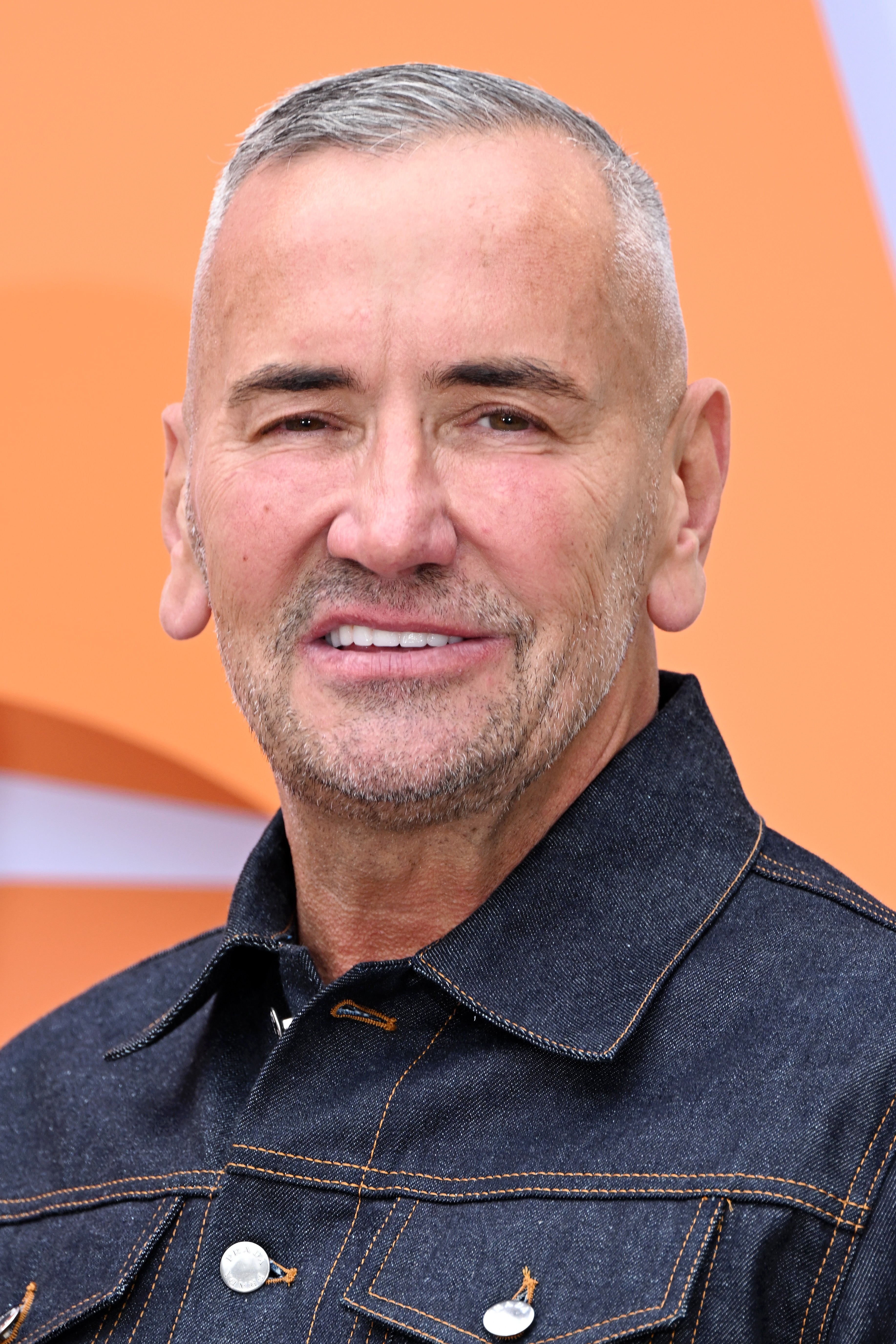 <p>DJ Fat Tony is friends with the Beckhams</p>