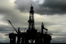 Fine issued after ‘terrifying’ incident on rig saw workers lowered into water