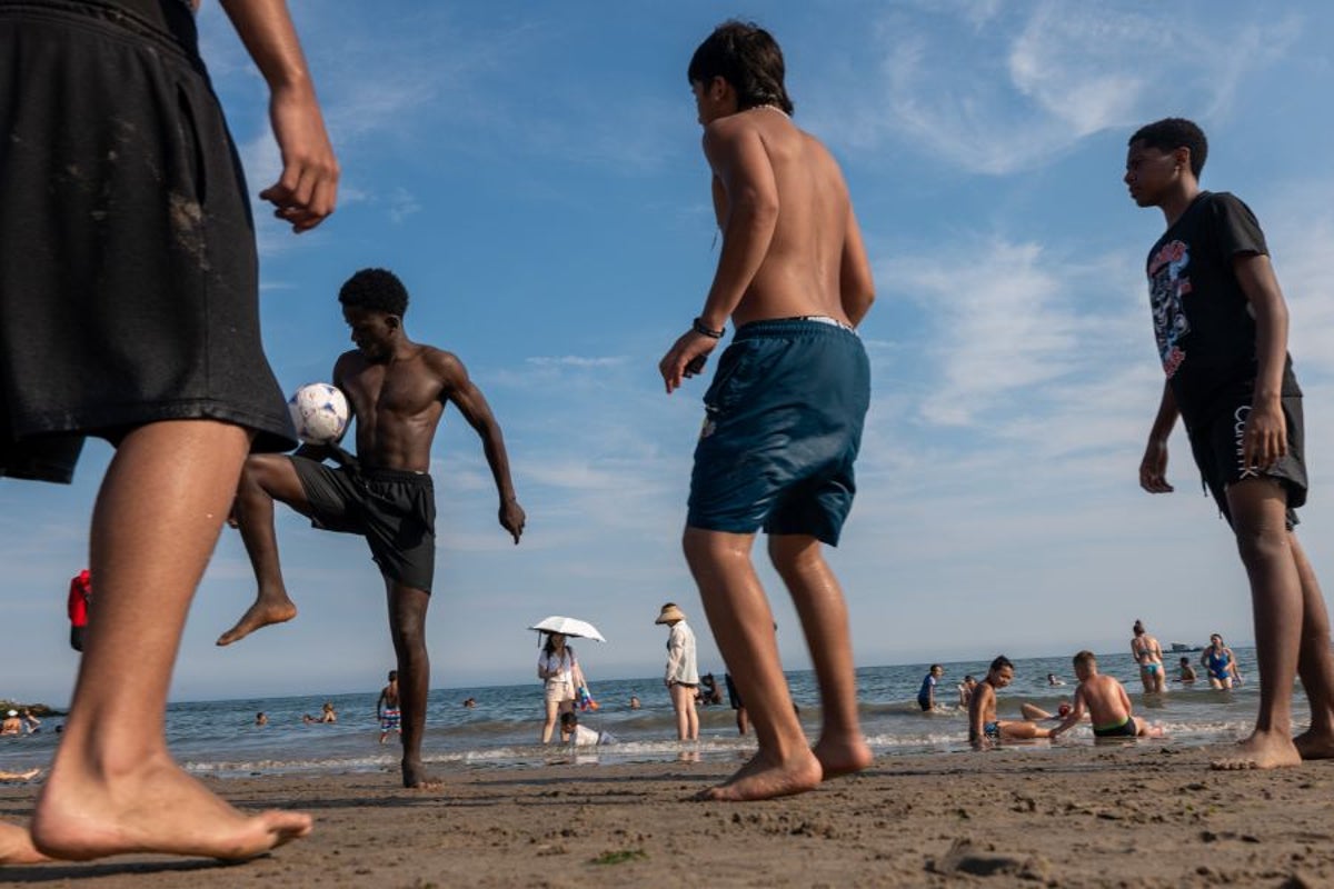 Experts warn this worrying parenting mistake may cause teens to be anxious and depressed Experts warn this worrying parenting mistake may cause teens to be anxious and depressed