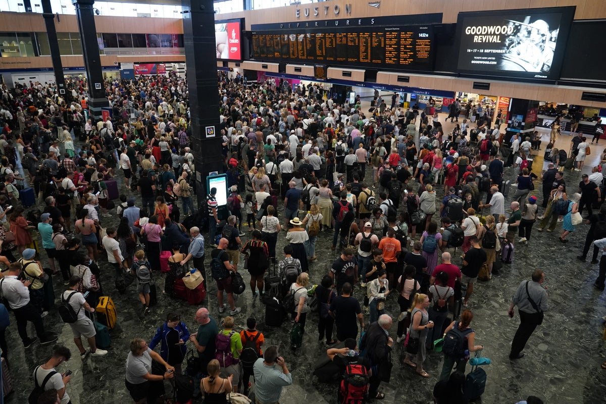 Travel chaos at London Euston continues into second day after train derailment