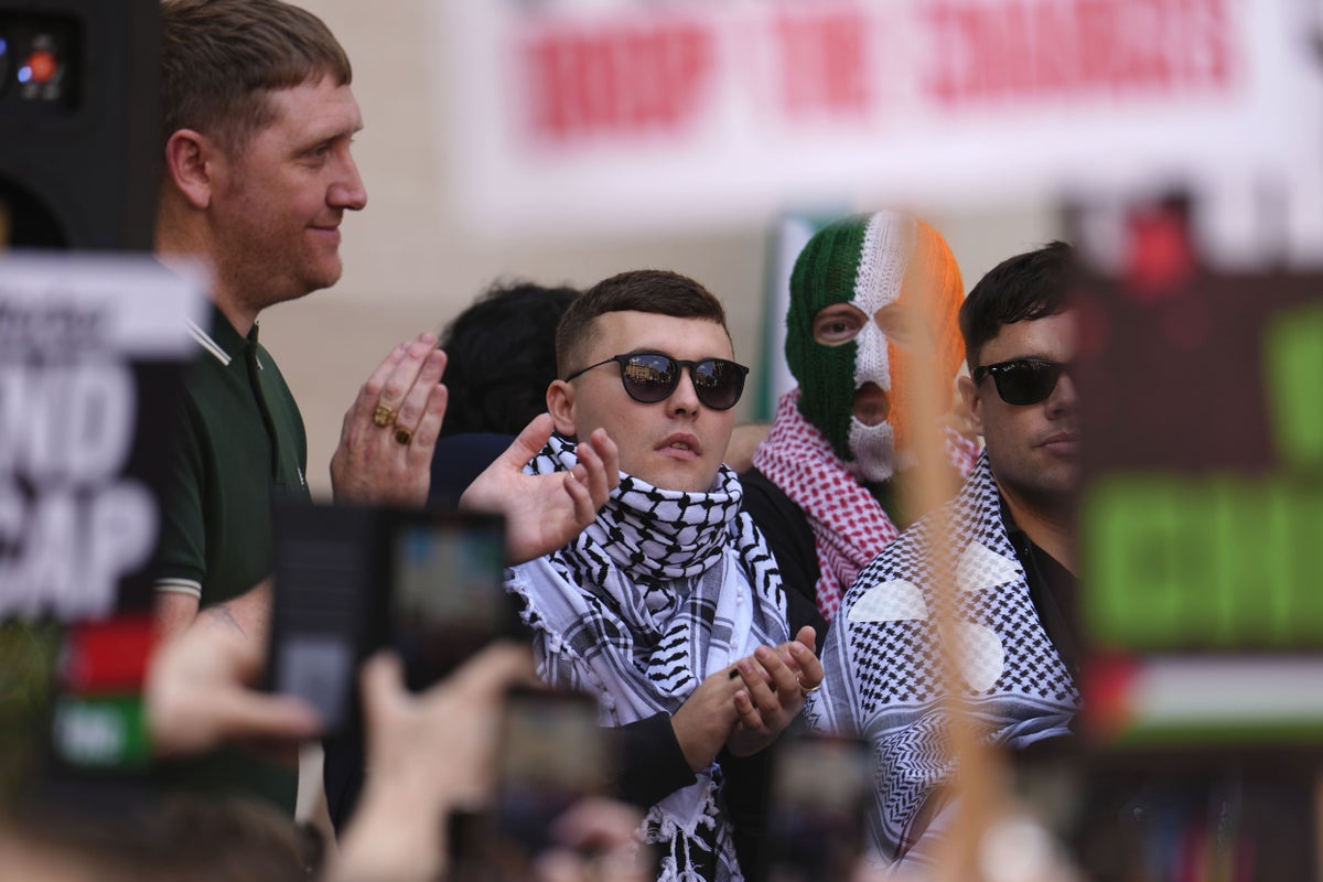 Badenoch says BBC would be ‘rewarding extremism’ with Kneecap Glastonbury coverage