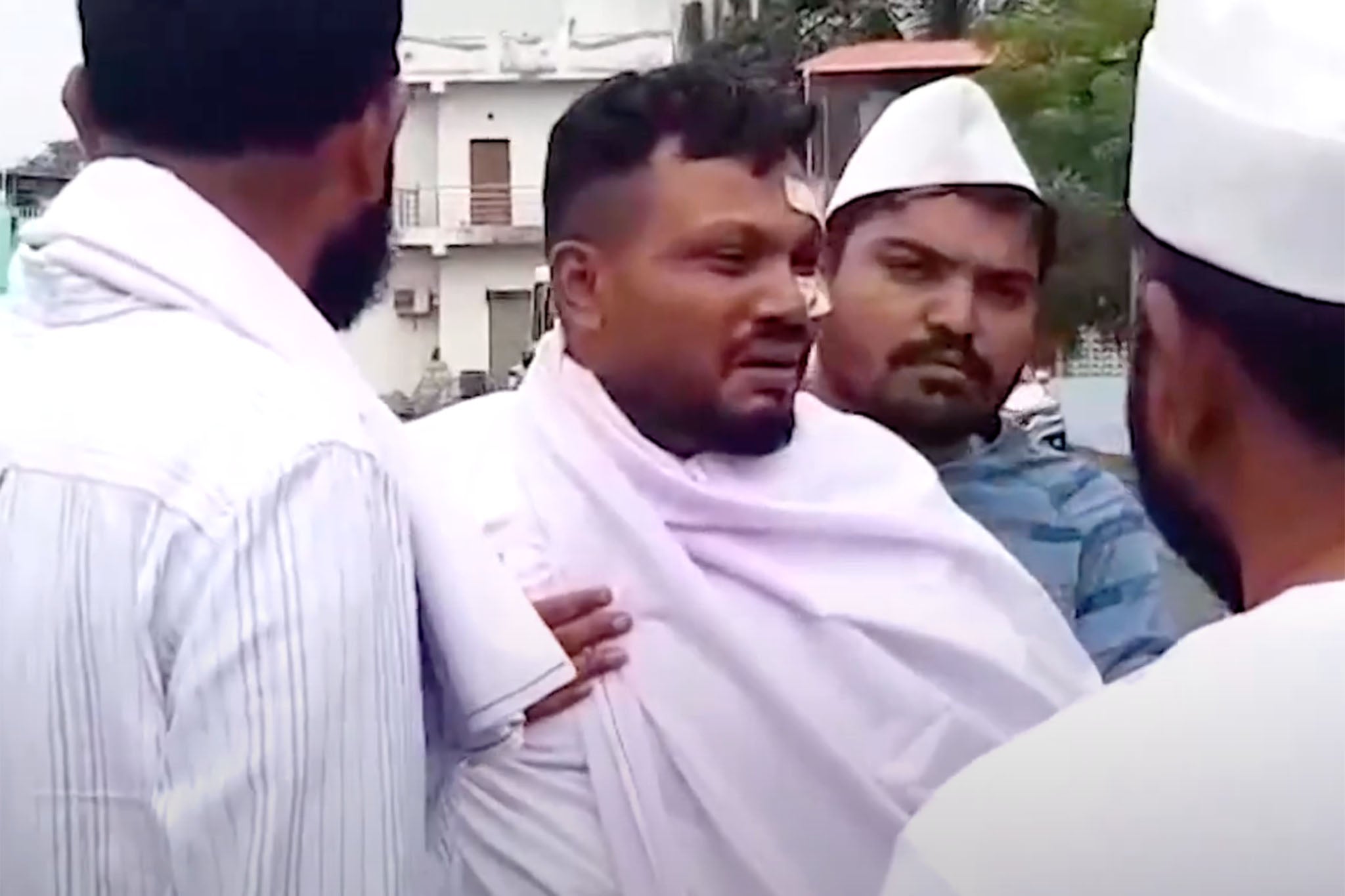 Air India plane crash sole survivor Vishwashkumar Ramesh bids emotional adieu to brother after hospital discharge