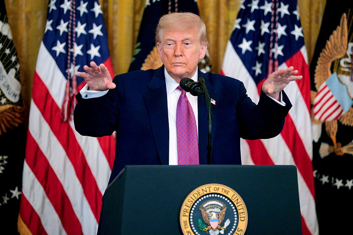 Trump clings to friendly Fox News as Tucker Carlson and the podcast ‘manosphere’ sour on his Iran saber rattling