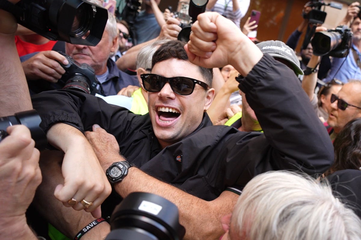 Kneecap’s Móglaí Bap leads ‘free Palestine’ chant as Mo Chara in court on terrorism charge