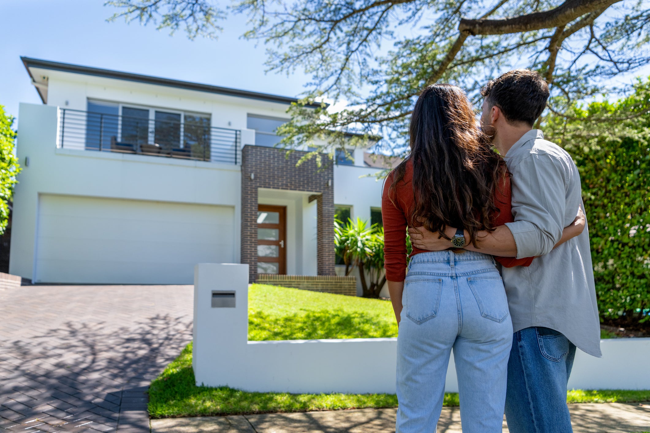 The base rate hold on Thursday may disappoint some mortgage holders looking to switch to a new deal.