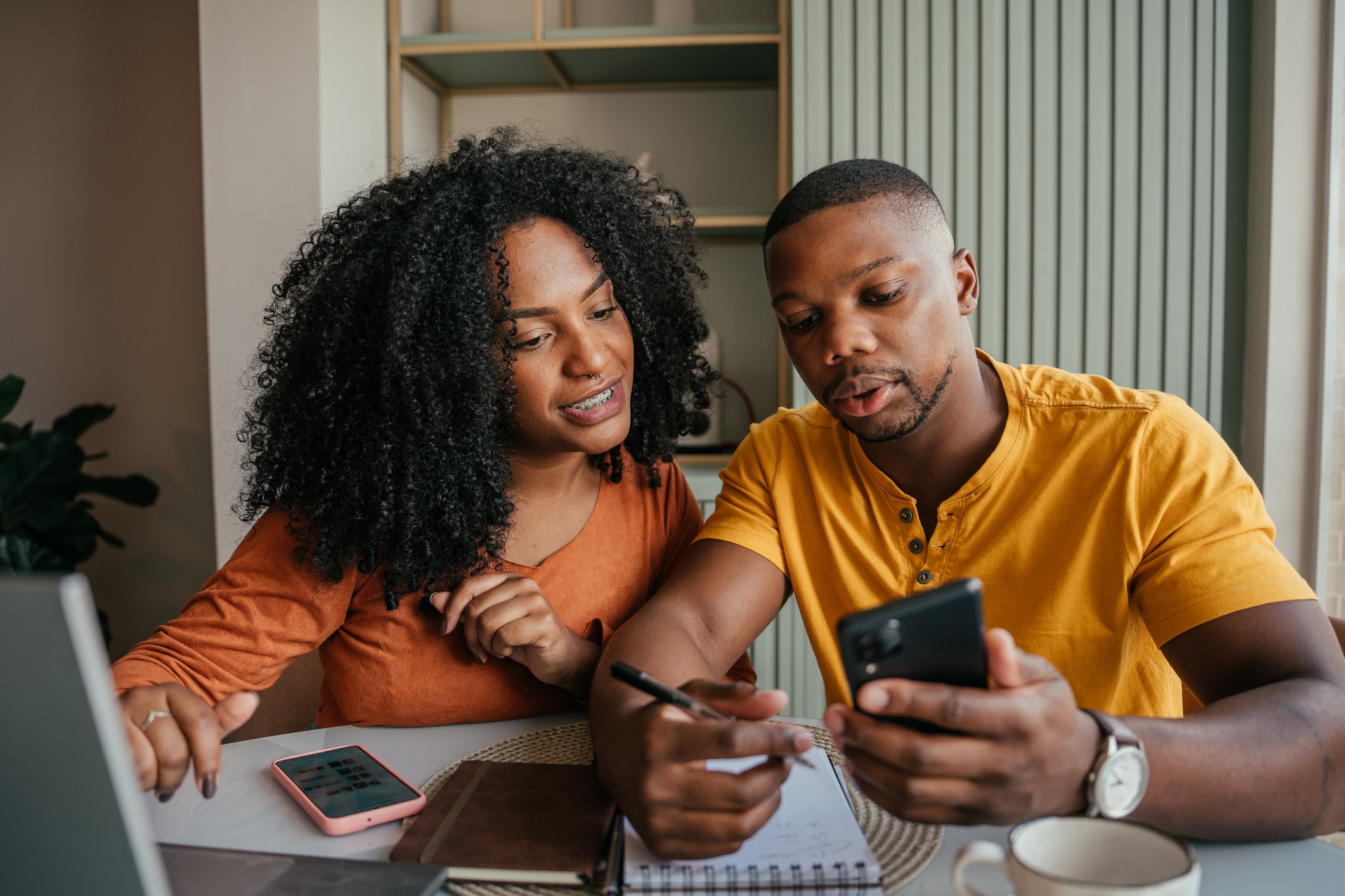 The average easy access savings rate on offer across the market fell at the start of June