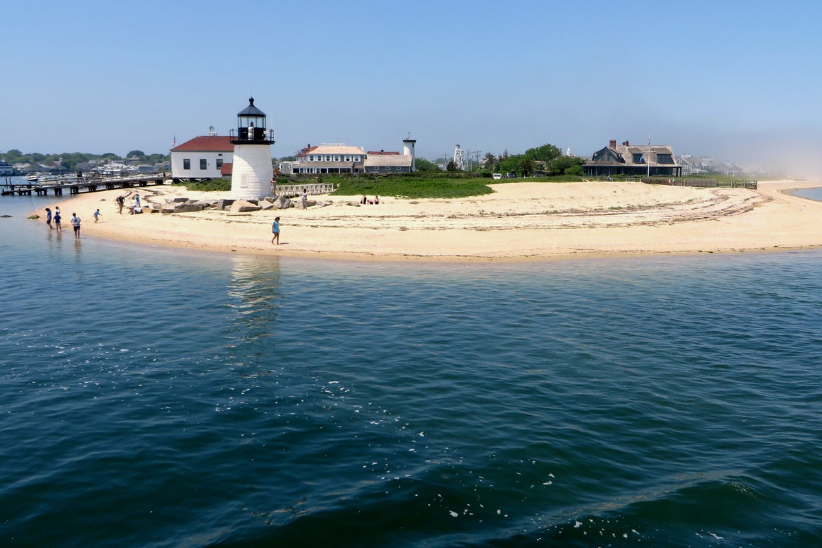 US vacation hotspot testing water supply for drugs