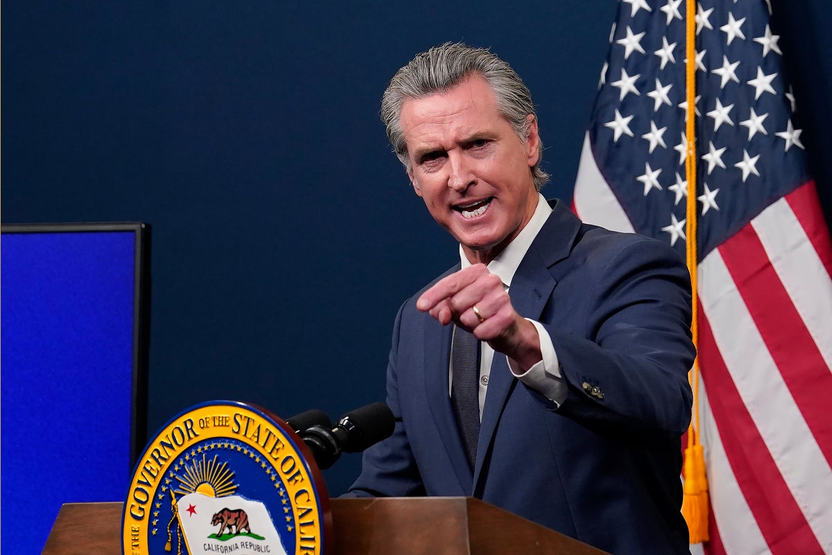 https://static.independent.co.uk/2025/06/20/04/CALIFORNIA-GUARDIA_NACIONAL-DEMANDA_74761.jpg?width=1200&height=800&crop=1200:800